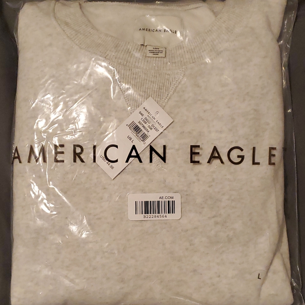 American Eagle Women's Sweatshirt